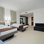 Hotel Prestige And Aquapark Warna