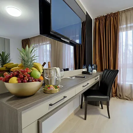 Prestige And Aquapark 4*