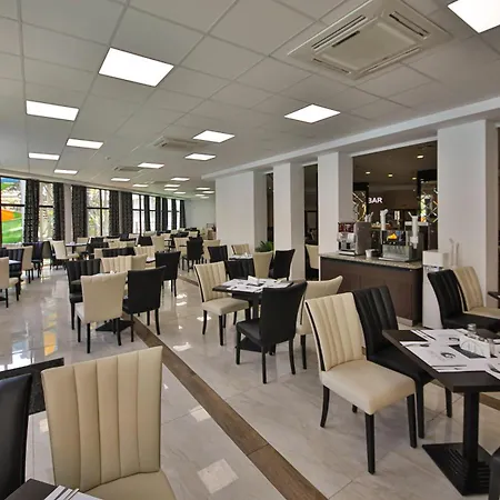 Prestige And Aquapark Szálloda Várna