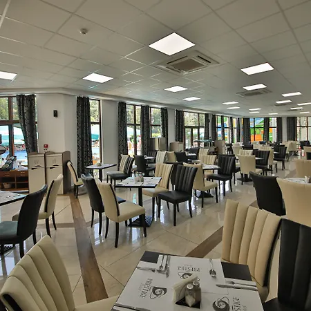 Prestige And Aquapark 4*