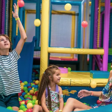 Prestige And Aquapark 4*