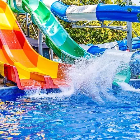 Prestige And Aquapark Hotel