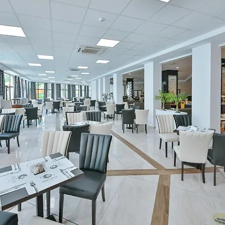 Prestige And Aquapark Várna