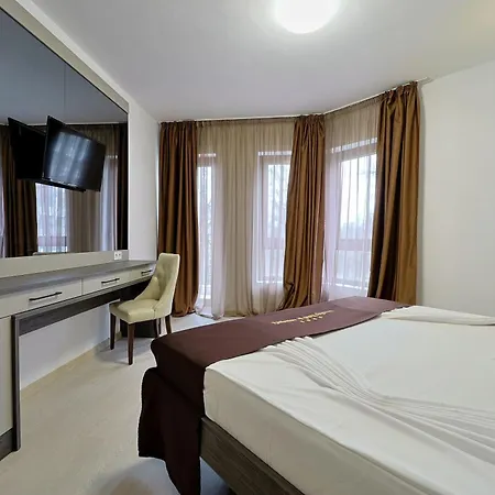 Prestige And Aquapark 4* فارنا