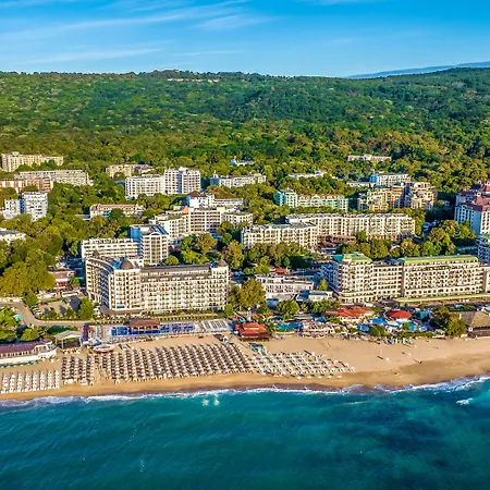 Prestige And Aquapark Готель 4*